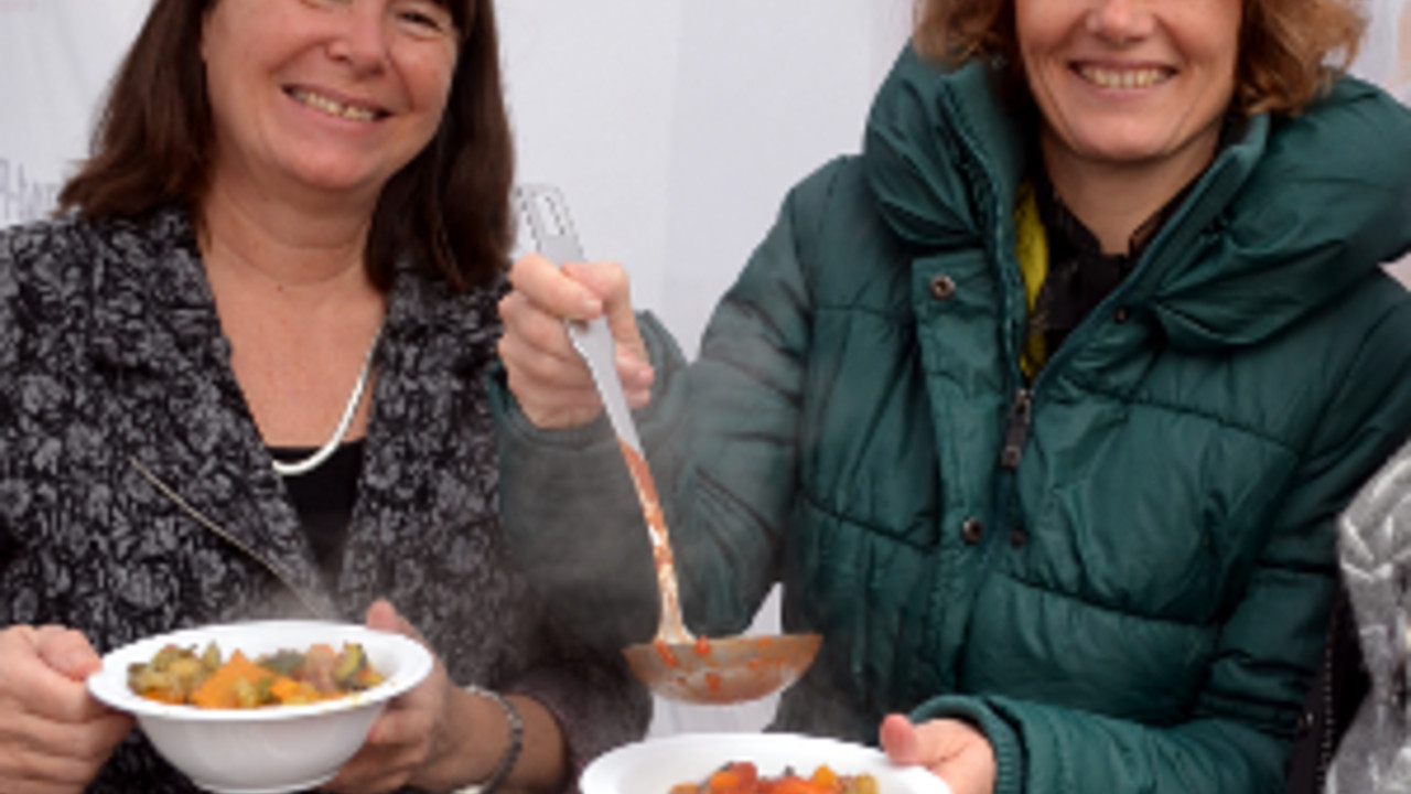 Ernährungsministerin Ulrike Höfken und Wirtschaftsministerin Eveline Lemke; Bild: mulewf