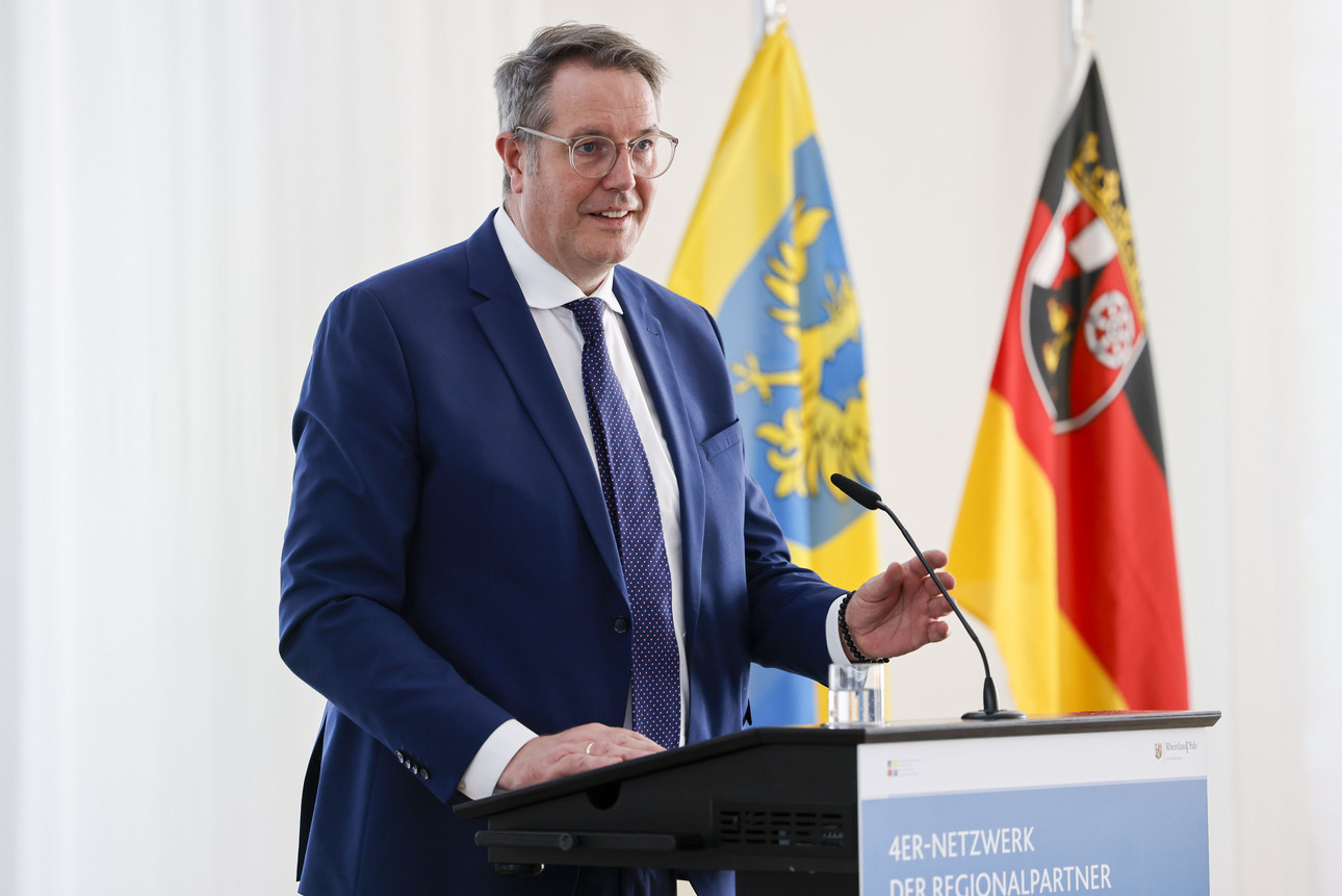 Ministerpräsident Alexander Schweitzer bei der Abschlussveranstaltung von „Sport verbindet Europa“.