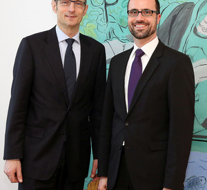 Staatssekretär Clemens Hoch (r.) trifft den niederländischen Generalkonsul Ton Lansink. Bild: Stefan Sämmer © Staatskanzlei