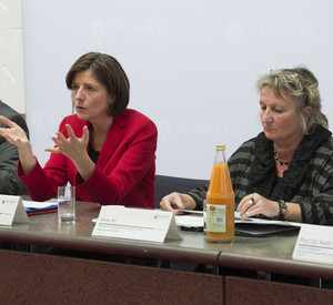 Ministerpräsidentin Malu Dreyer und Integrationsministerin Irene Alt; Bild: Pulkowski / © Staatskanzlei RLP