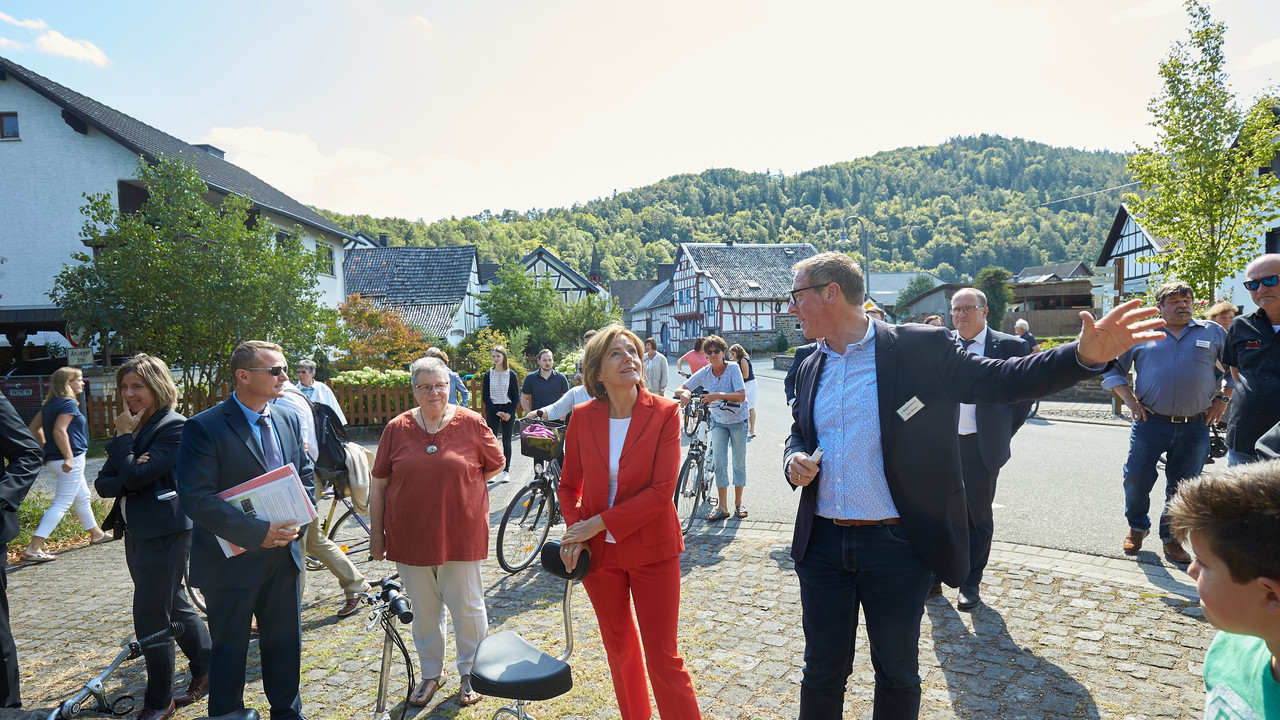 Im Land daheim-Tour - Ministerpräsidentin trifft Ehrenamt im Kreis Ahrweiler