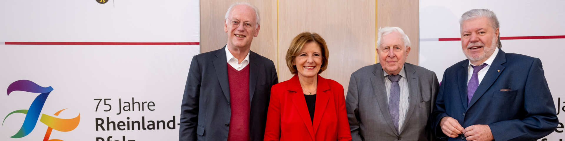 Rudolf Scharping, Malu Dreyer, Bernhard Vogel und Kurt Beck bei Feierlichkeiten zum 75. Landesjubiläum.