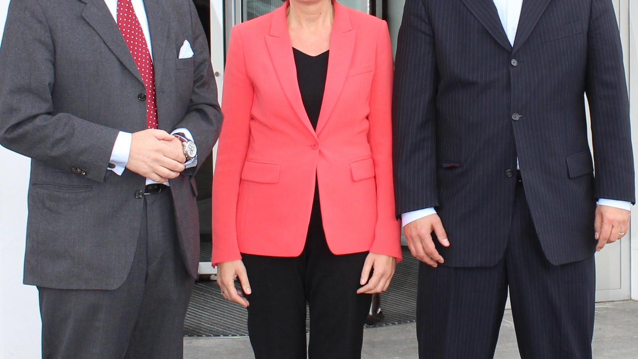 Andreas von Meyer zu Knonow, Ministerpräsidentin Malu Dreyer und Sebastian Moss; Bild: Schaidt Innovations