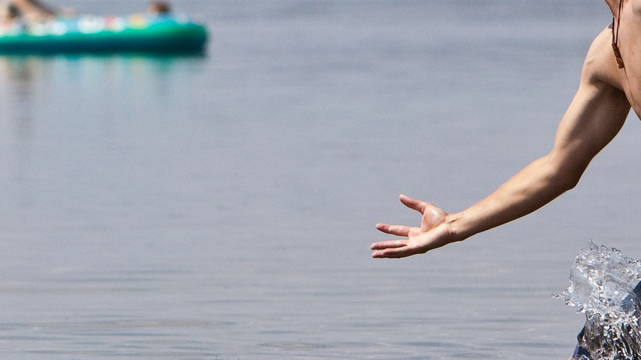 Ballspiel am See; Bild: rlp-Archiv