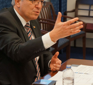 Innenminister Roger Lewentz sprach in den USA mit verschiedene Vertretern aus Militär und Politik; Bild: ISIM