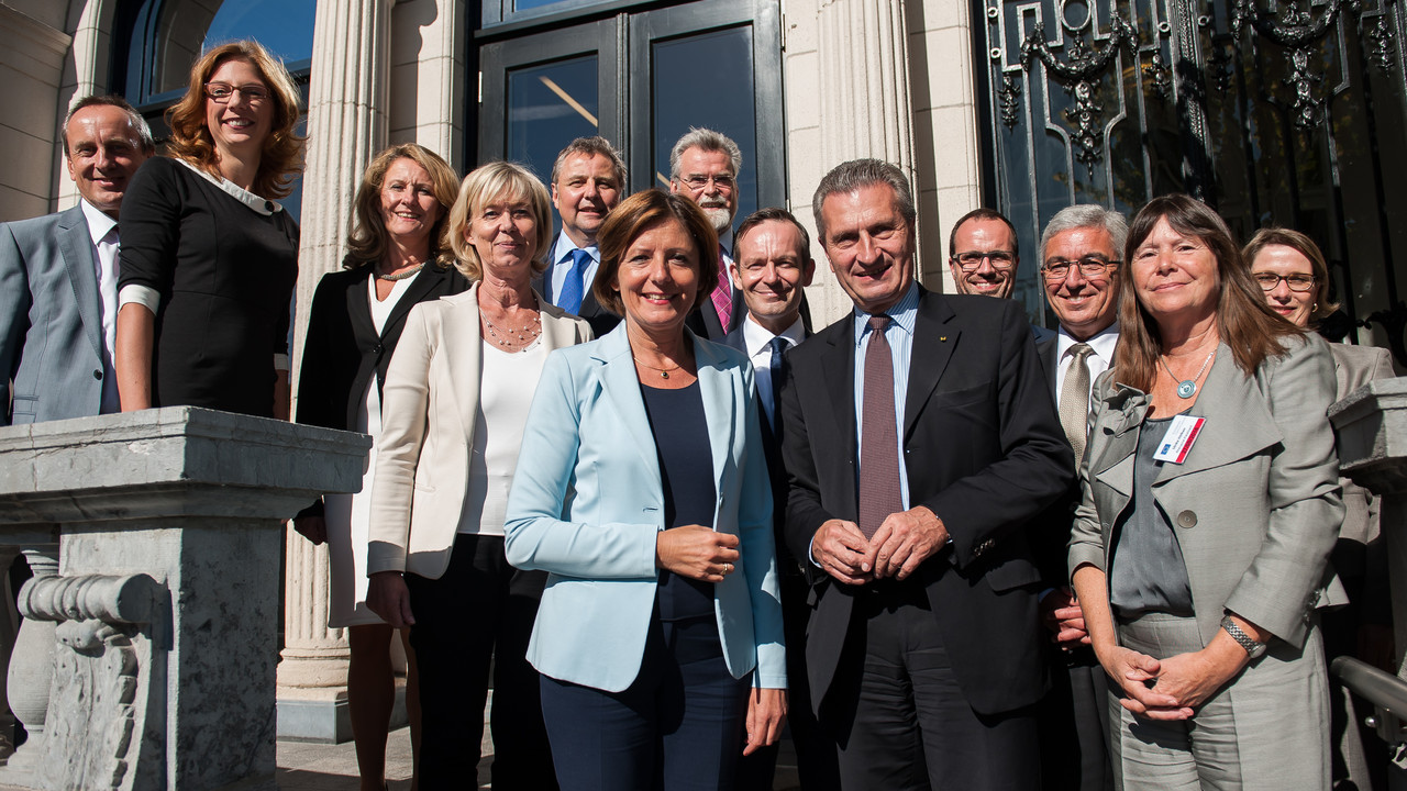 Das rheinland-pfälzische Kabinett trifft Günther Oettinger in Brüssel