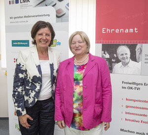 Miniterspräsidentin Malu Dreyer mit Renate Pepper von der Landeszentrale für Medien und Kommunikation Rheinland-Pfalz, Foto: Voß / © Staatskanzlei rlp