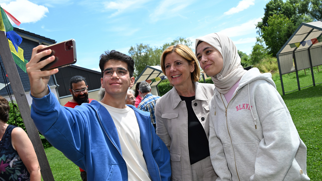 „Im Land daheim-Tour“ von Ministerpräsidentin Malu Dreyer im Rhein-Hunsrück-Kreis