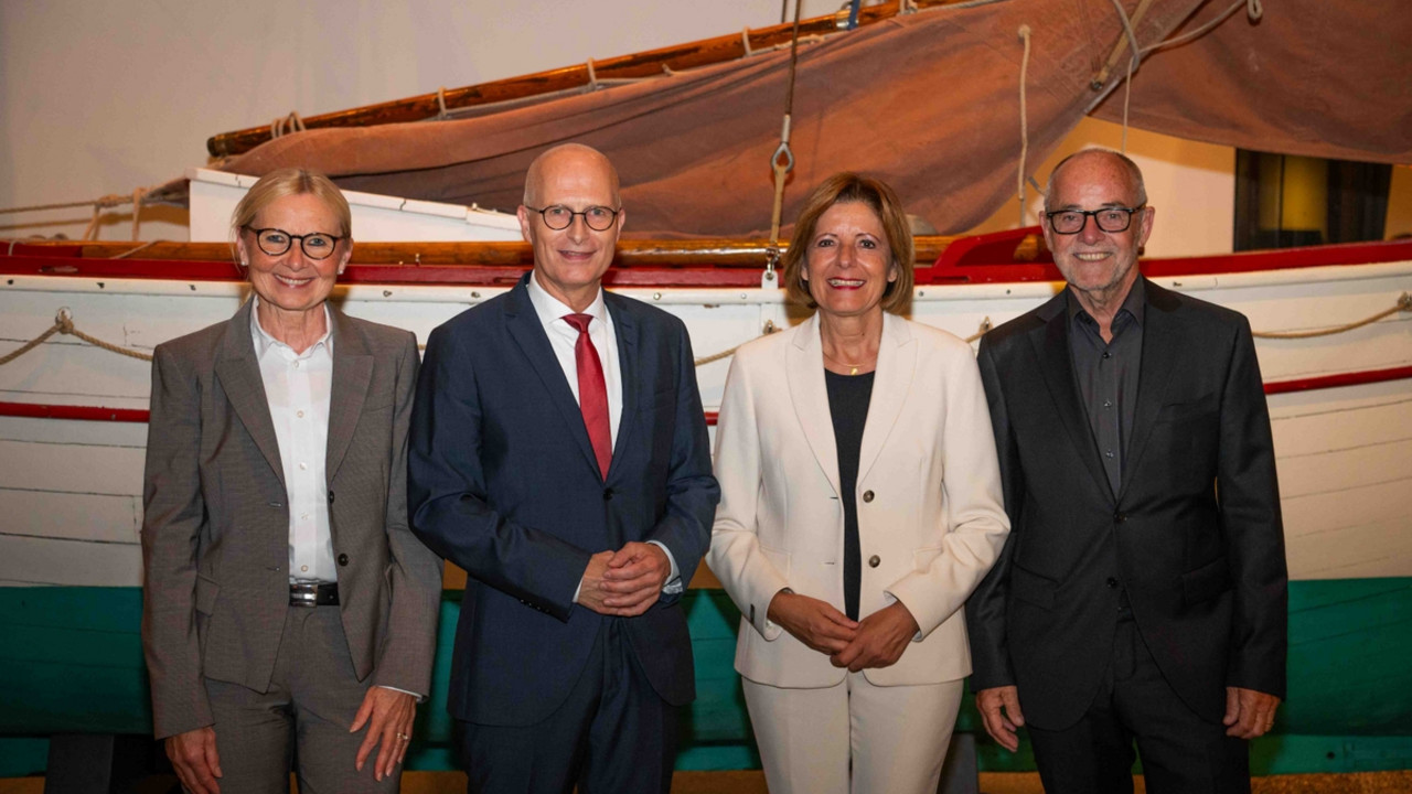 Ministerpräsidentin Malu Dreyer mit dem ersten Bürgermeister von Hamburg, Peter Tschentscher.