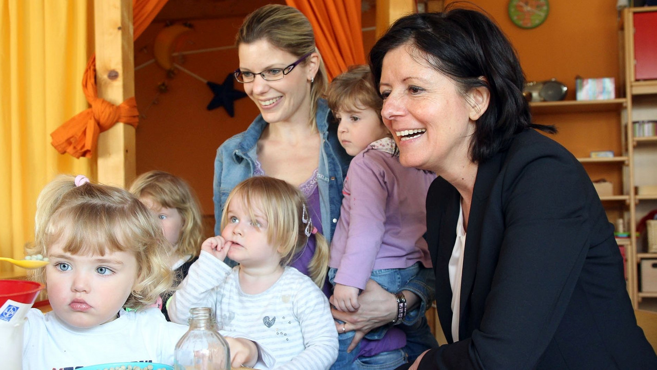 Ministerpräsidentin Malu Dreyer in einer Essenheimer Kita
