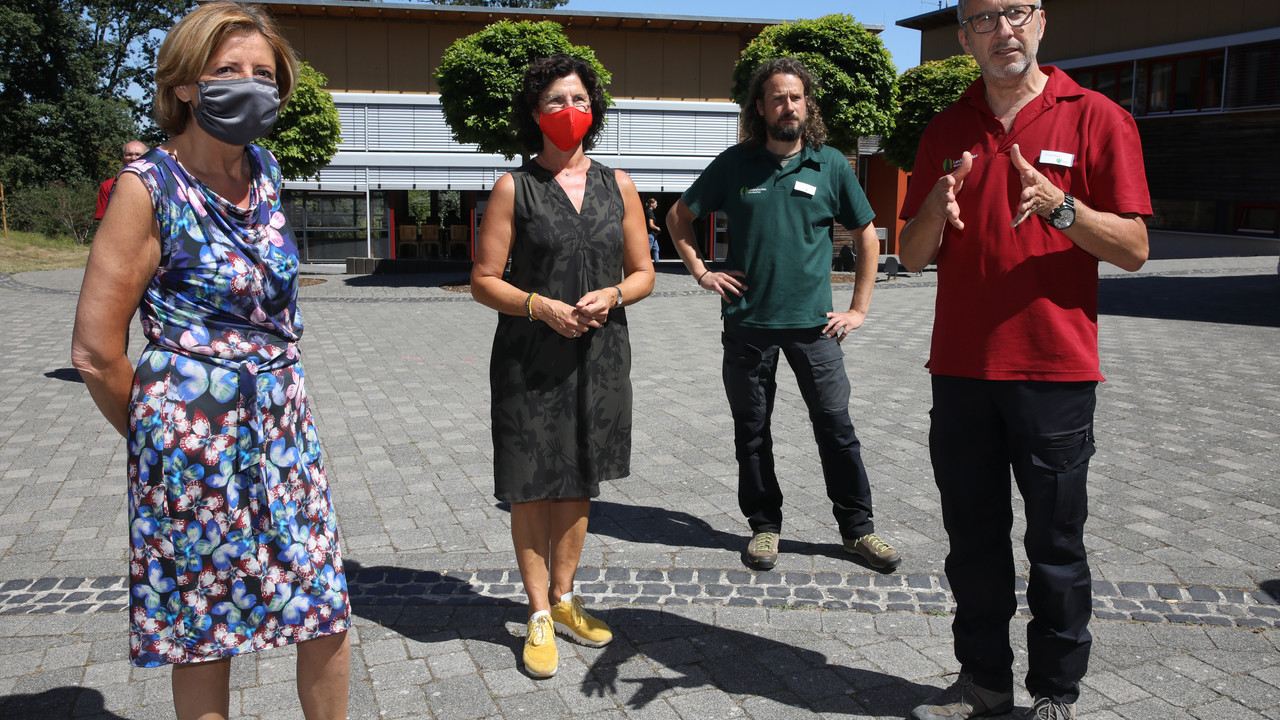 Ministerpräsidentin Malu Dreyer im Walderlebniszentrum Soonwald (WEZ) in Schöneberg.