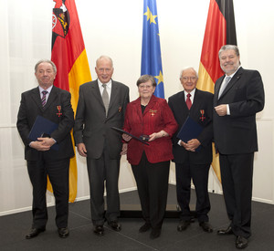 Mit dem Bundesverdienstorden ausgezeichnet; Bild: Pipprich