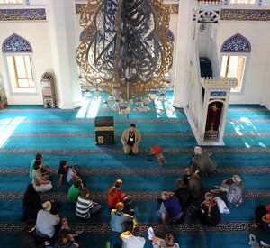 Blick in einen Gebetsraum am „Tag der offenen Moschee"; Bild: dpa