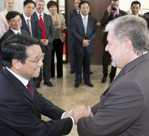 Ministerpräsident Beck mit der Delagation aus Fujian; Bild: Pulkowski