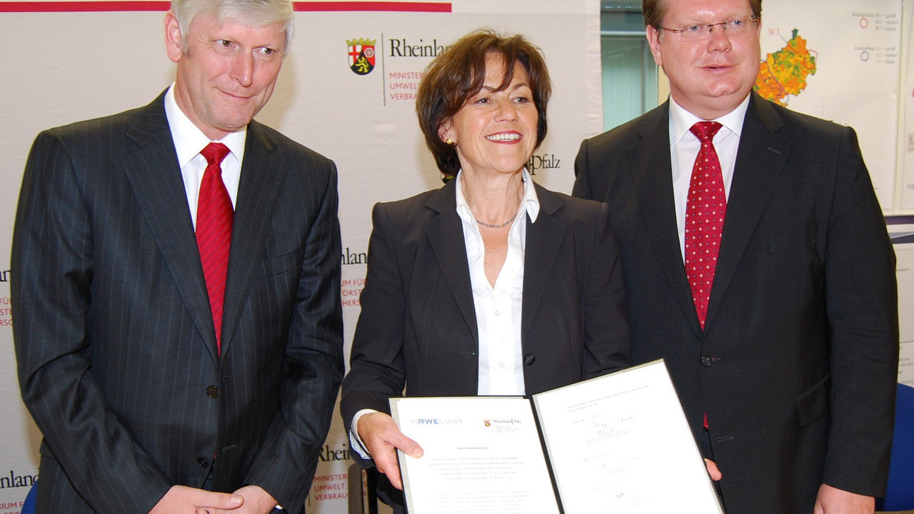 Unterzeichnung der Absichtserklärung; Bild: MUFV