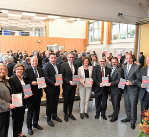 Feierstunde in der Aula Verwaltungs- und Hochschule in Mayen