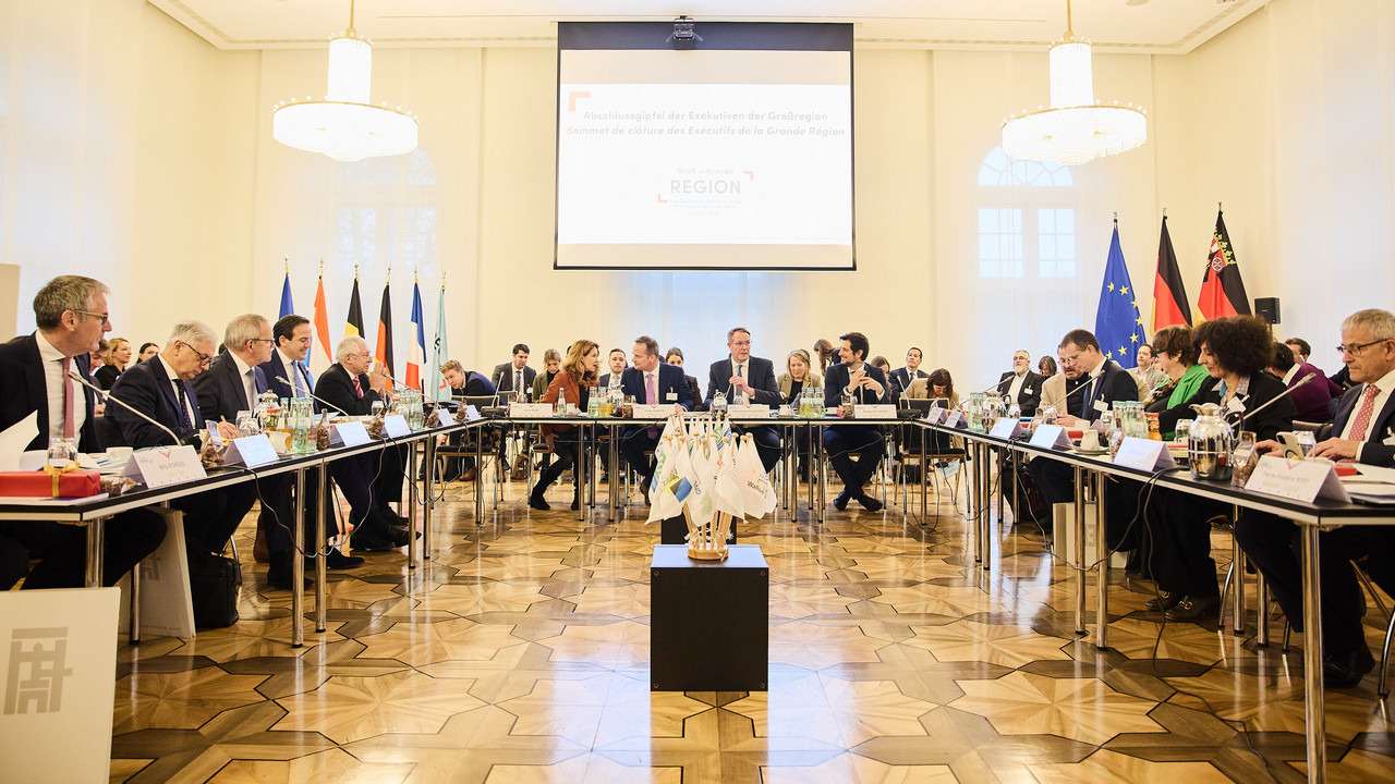 Rheinland-Pfalz hat im Januar 2023 die zweijährige Gipfelpräsidentschaft der Großregion übernommen. Diese endete nun mit einem Abschlussgipfel in der Staatskanzlei. 