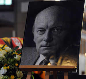 Beim Staatsbegräbnis für Ministerpräsident a.D. Carl-Ludwig Wagner; Bild: Harald Tittel / © Staatskanzlei