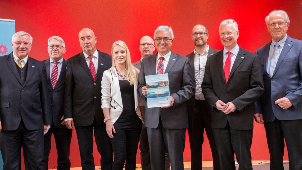 Innenminister Roger Lewentz bei der Vorstellung der Vorstudie zur BUGA 2031