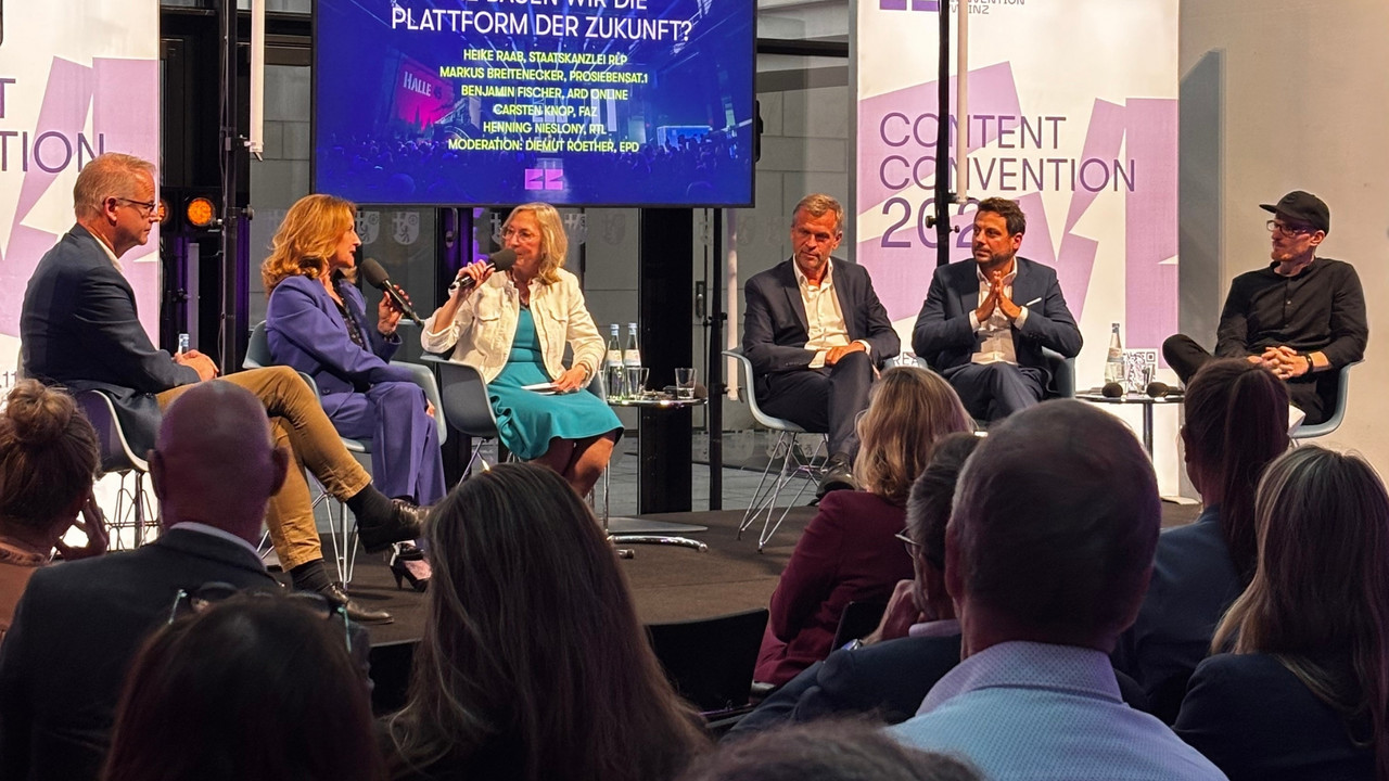 Auf dem Bild sieht man das Diskussions-Panel.