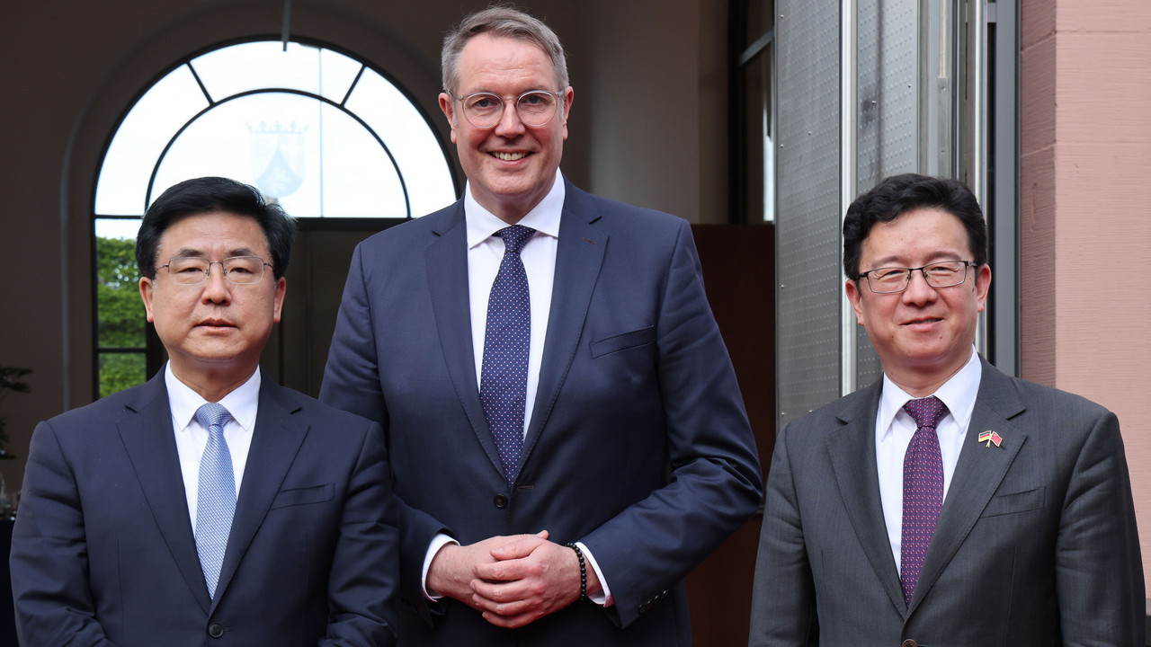 Treffen mit chinesischen Gouerneur von Fujian
