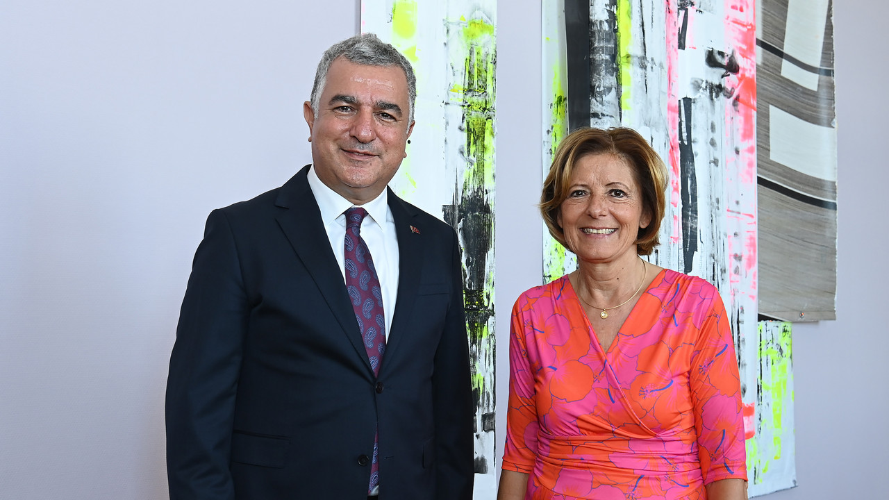 Ministerpräsidentin Malu Dreyer und S. E. Ahmet Başar Şen