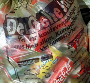Ein gelber Sack mit Verpackungsabfall; Bild: dpa