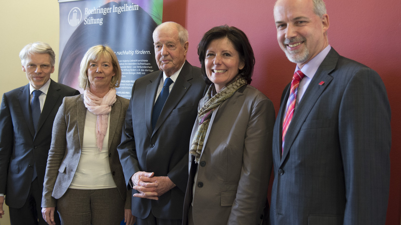 Prof. Dr. Dr. Andreas Barner, Vorsitzender des wissenschaftlichen Beirats der Boehringer Ingelheim Stiftung, Bildungs- und Wissenschaftsministerin Doris Ahnen, Otto Boehringer, Vorsitzender des Vorstands der Boehringer Ingelheim Stiftung, Ministerpräside