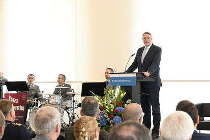 Rheinland-Pfalz bekräftigt Einsatz für Frieden, Sicherheit und internationale Zusammenarbeit Rheinland-Pfalz bekräftigt Einsatz für Frieden, Sicherheit und internationale Zusammenarbeit