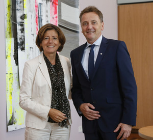 Der neue IG Metall Bezirksleiter, Jörg Köhlinger, machte seinen Antrittsbesuch bei Ministerpräsidentin Malu Dreyer.