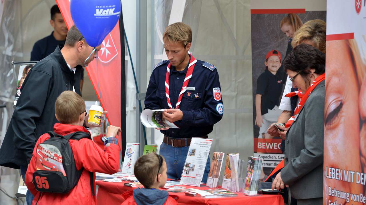 Stand auf dem Ehrenamtstag 2015 in Trier