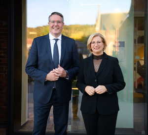 Ministepräsident/in Schweitzer und Rehlinger