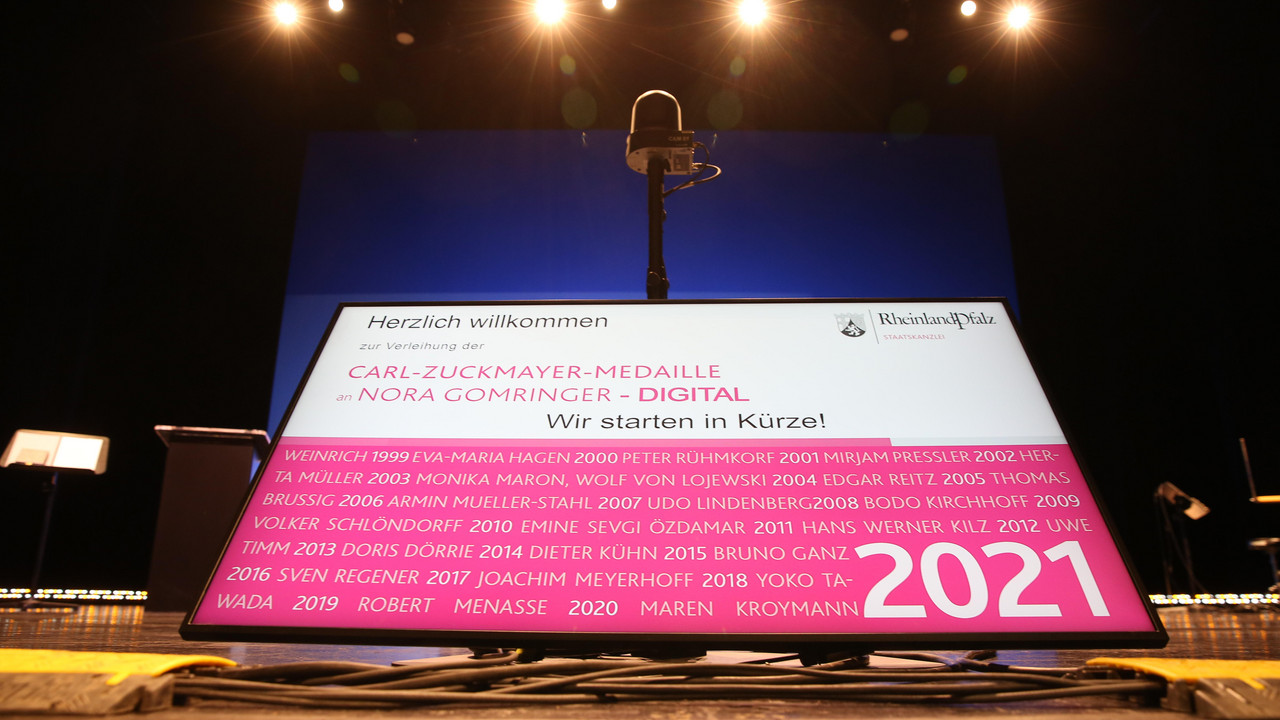 Gleich geht's los: Die Veranstaltung wurde live im Internet gestreamt.