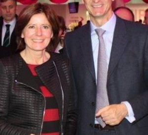 Ministerpräsidentin Malu Dreyer mit dem Vorstandsvorsitzenden der Telekom Timotheus Höttges am der CeBIT; Bild: rlp.de
