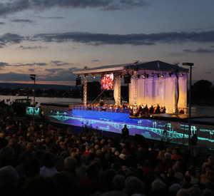 Schiffsbühne; Bild: Kultursommer / Sell
