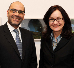 Staatssekretärin Jacqueline Kraege trifft den israelischen Generalkonsul Dr. Dan Shaham; Bild: Schäfer / © Staatskanzlei