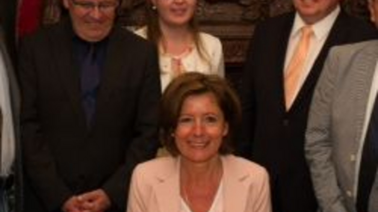 Bei ihrem elften Regionenbesuch besichtigte Ministerpräsidentin Malu Dreyer den Weinkeller der Winzergenossenschaft Mayschoß-Altenahr; Bild: Piel