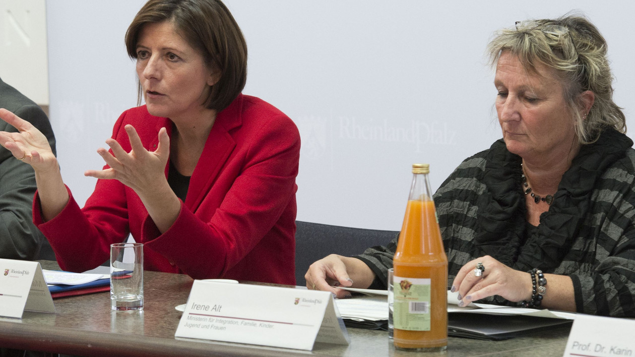 Ministerpräsidentin Malu Dreyer und Integrationsministerin Irene Alt; Bild: Pulkowski / © Staatskanzlei RLP
