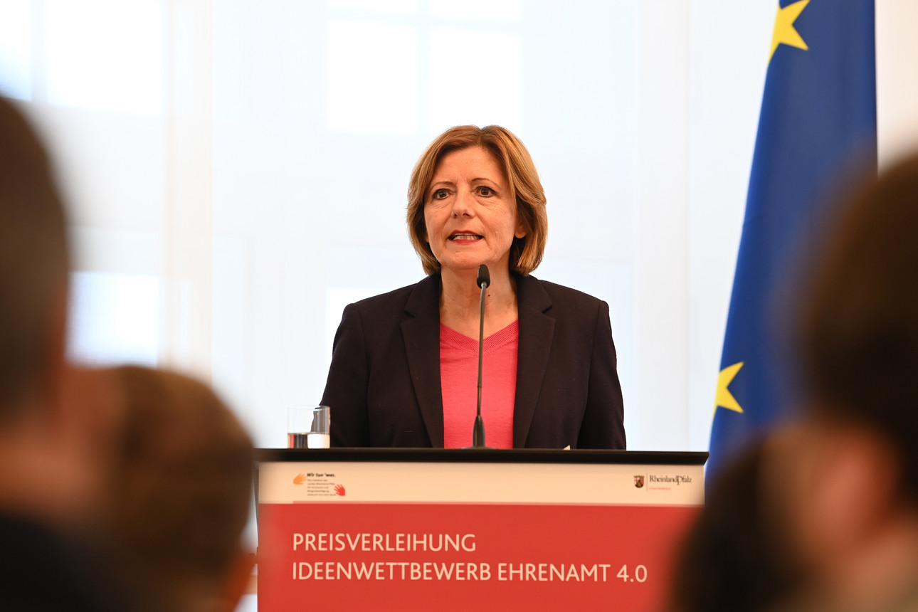 Ministerpräsidentin Malu Dreyer Ideenwettbewerb Ehrenamt 4.0 2024