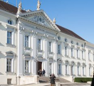 Fünf Rheinland-Pfälzerinnen und Rheinland-Pfälzer sind ins Schloss Bellevue eingeladen; Bild: dpa