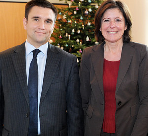 Ministerpräsidentin Malu Dreyer mit dem ukrainischen Botschafter Pawlo Klimkin; Bild: Schäfer / © Staatskanzlei