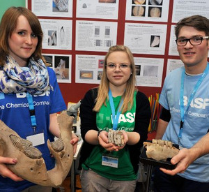 Teilnehmer des Wettbewerbes "Jugend forscht"; Bild: Pressefoto BASF