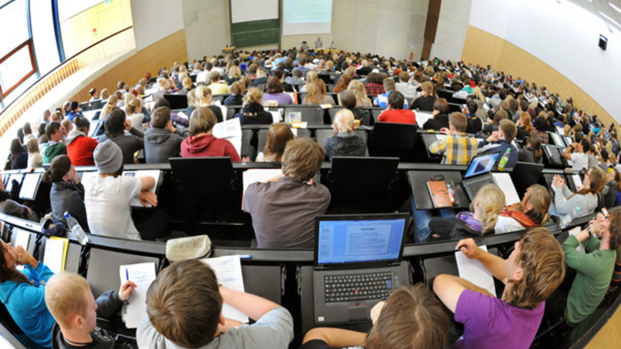 Hörsaal an einer Universität