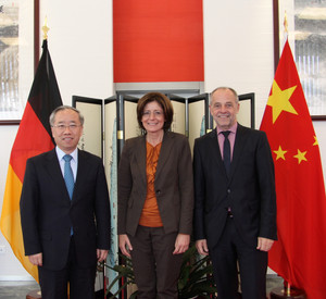 Begegnung mit  dem chinesischen Generalkonsul: Bild: chinesisches Generalkonsulat