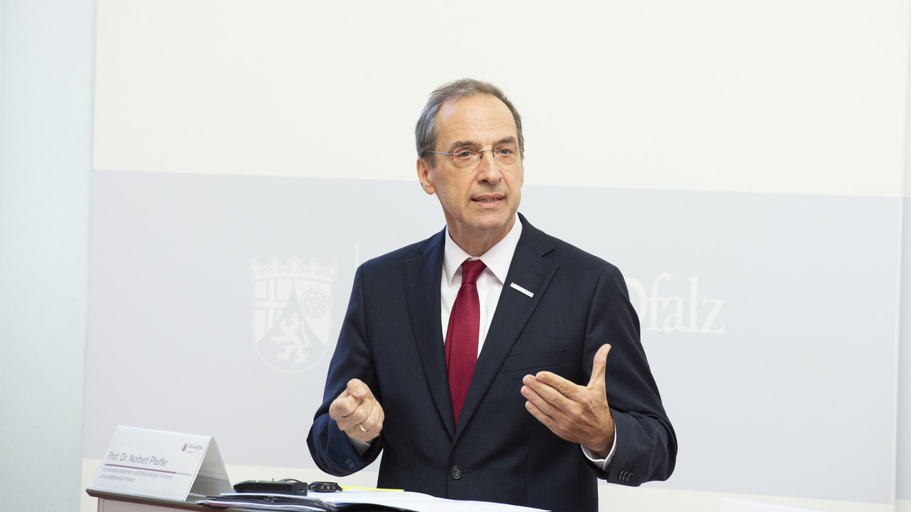 Vorstandsvorsitzender und Medizinischer Vorstand der Universitätsmedizin Mainz, Univ.-Prof. Dr. Norbert Pfeiffer