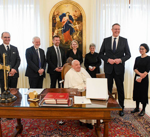 Der Heilige Vater hat Ministerpräsident Alexander Schweitzer an seinem Wohnsitz, der Casa Santa Marta, empfangen. 