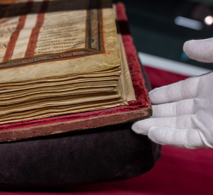Das Ada-Evangeliar ist ein Meisterwerk der karolingischen Buchmalerei.