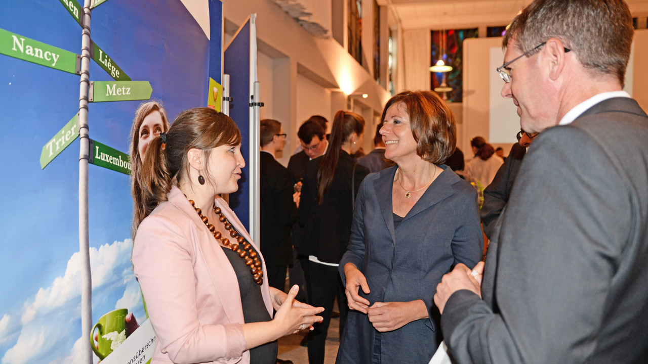 Ministerpräsidentin Malu Dreyer informiert sich über internationale Projekte der Universität Trier
