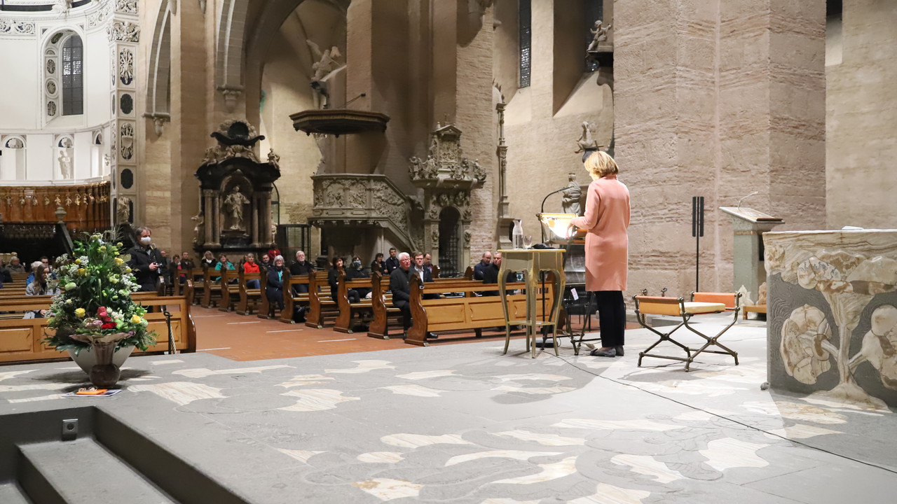 Ministerpräsidentin Malu Dreyer im Trierer Dom.