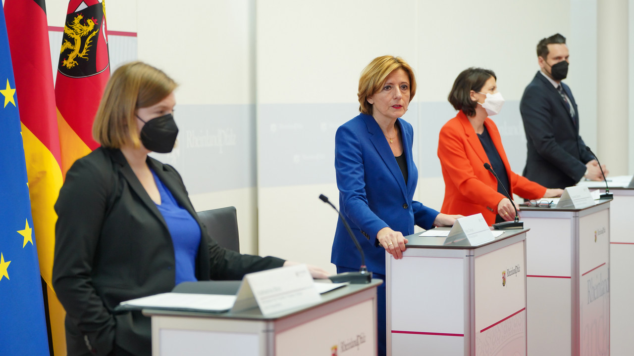 Pressekonferenz Perspektivplan für das Frühjahr